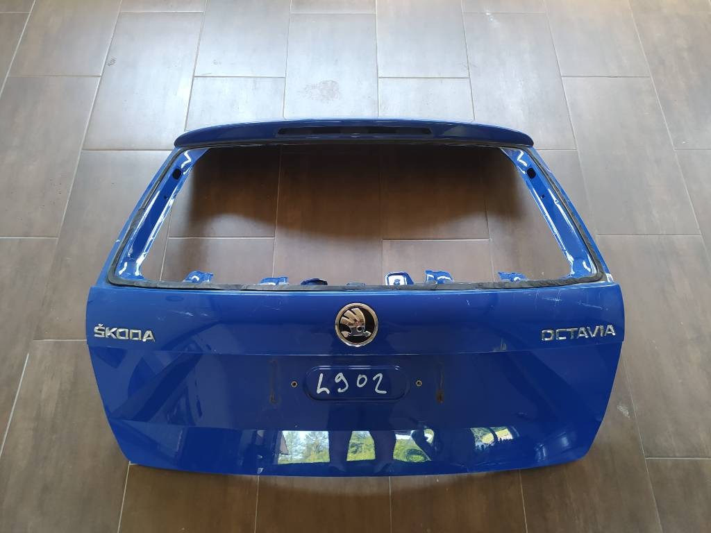 Zadná kapota Škoda Octavia III 3 5E COMBI
