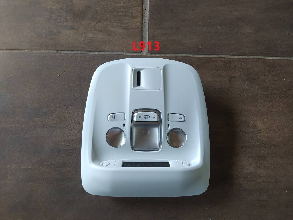 Osvetlenie interiéru PEUGEOT 308 II T9