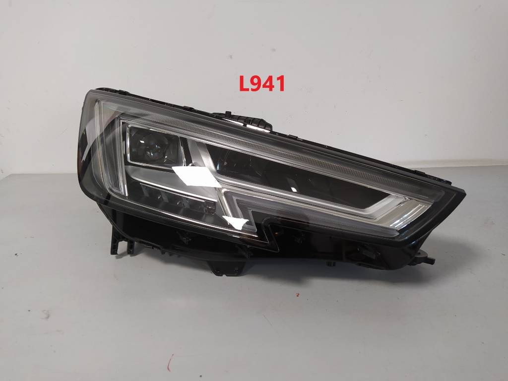Pravé predné svetlo Audi A4 B9 8W FULL LED