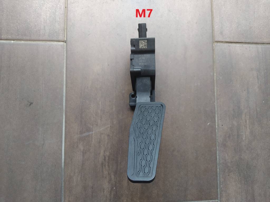 Elektrický plynový pedál Jeep Wrangler JL 18-
