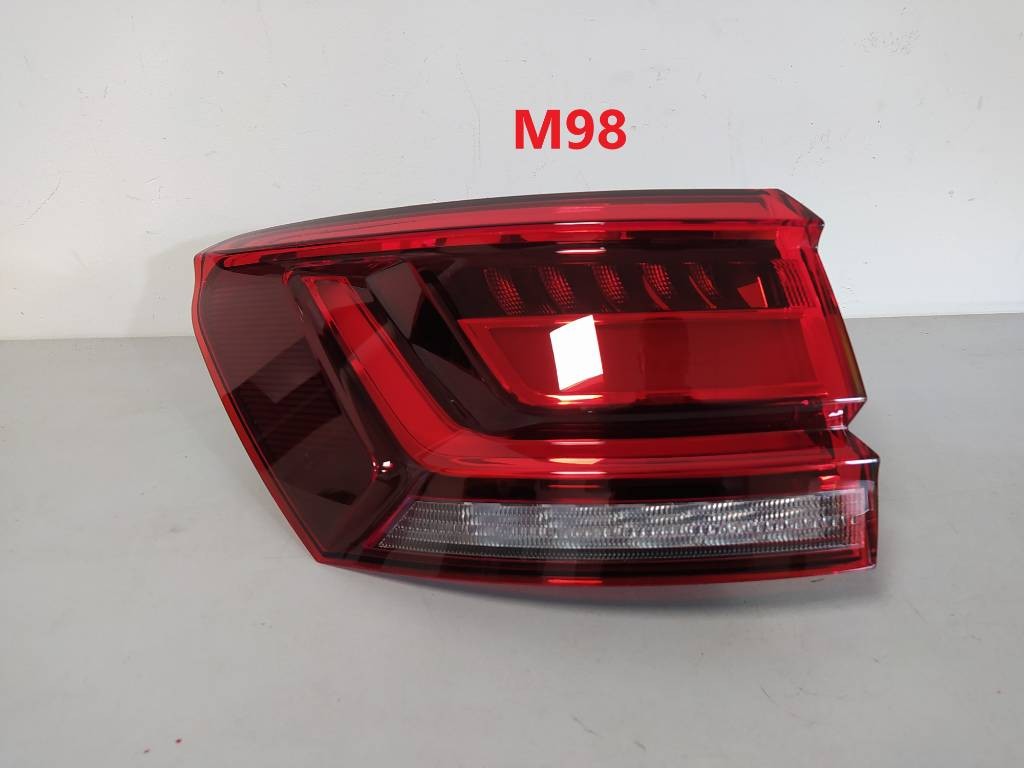 Ľavé zadné svetlo VW Volkswagen Touareg 3 LED 760