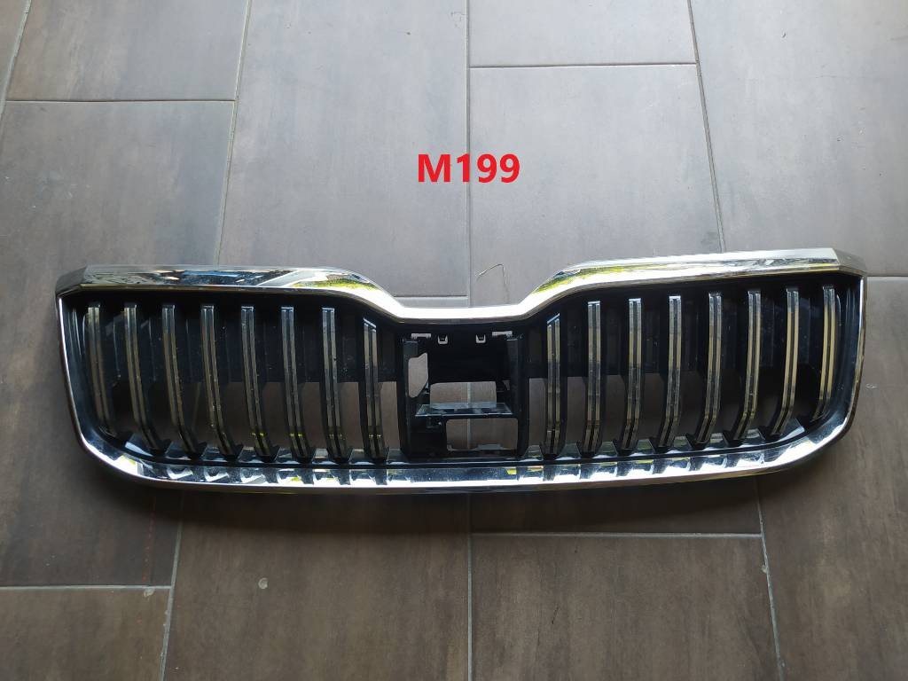 Maska mriežka nárazníka ŠKODA Superb III 3 3V