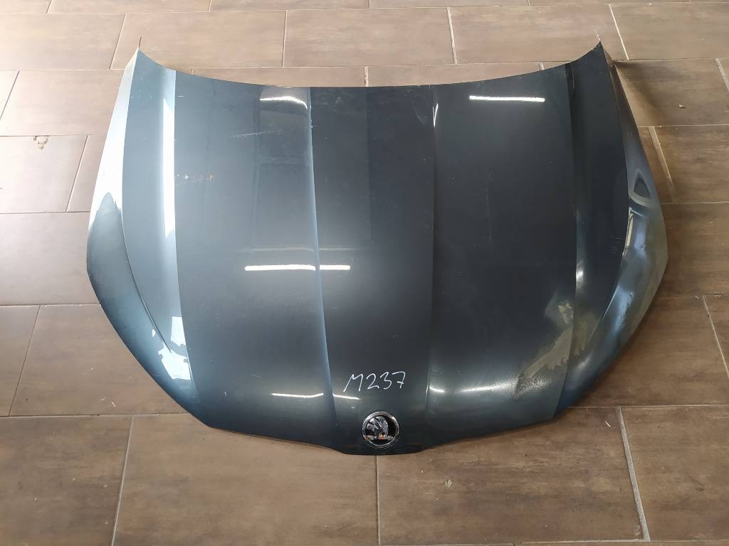 Predná kapota Škoda Octavia IV 4 5E3
