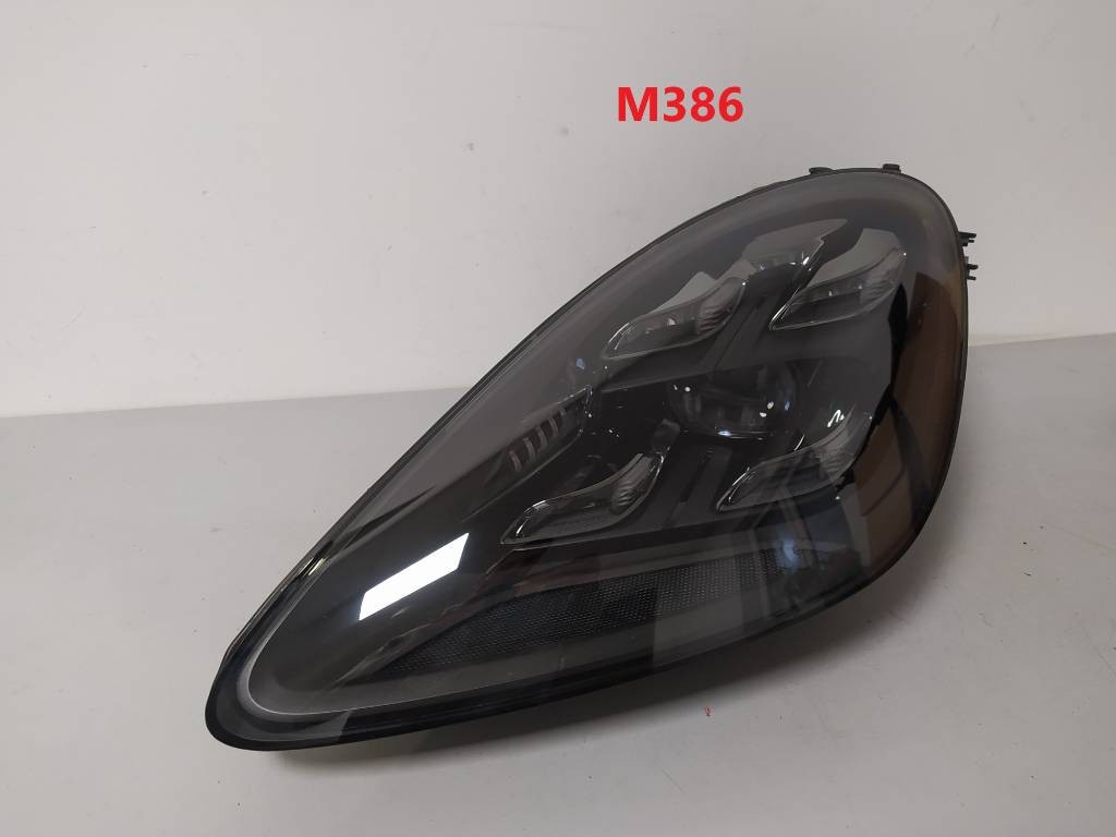 Ľavé svetlo PORSCHE CAYENNE III 9Y 9Y0 MATRIX