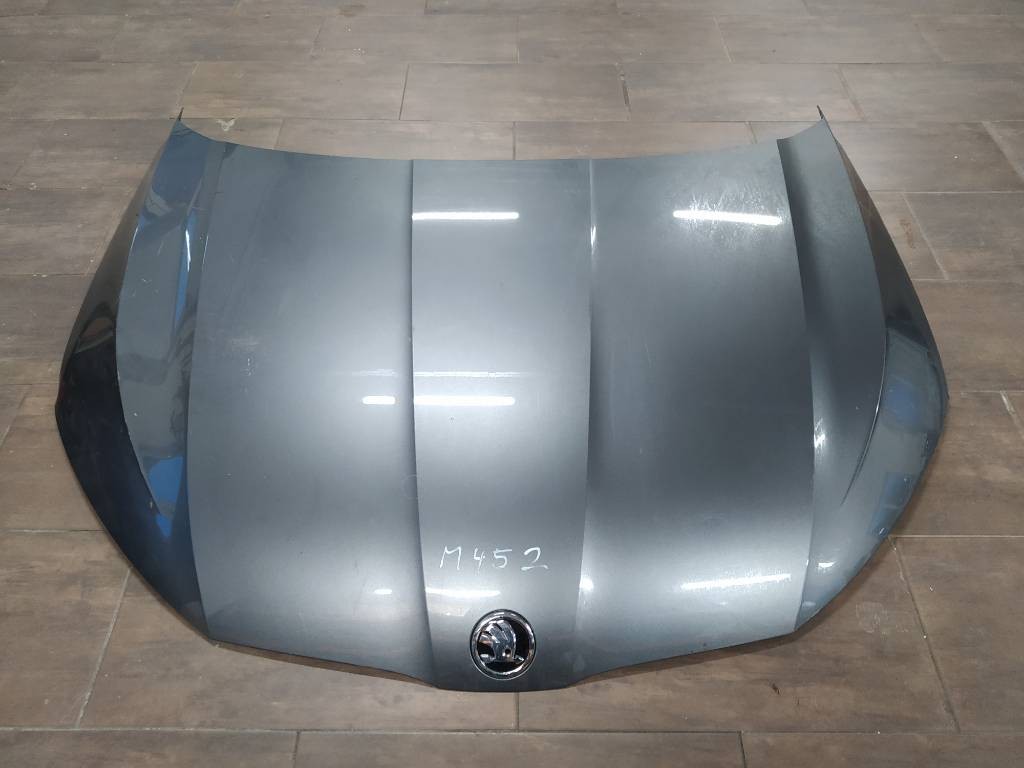 Predná kapota Škoda Octavia IV 4 5E3