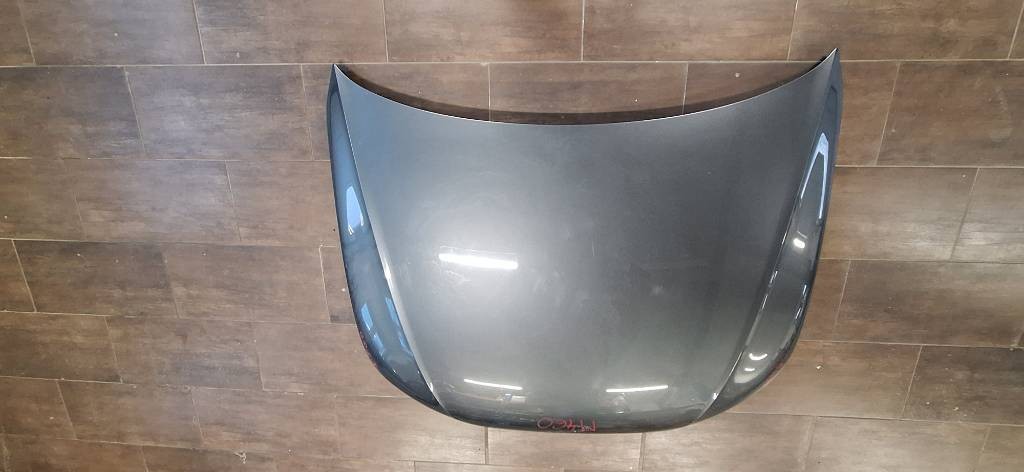 Predná kapota Audi A4 8K  lift