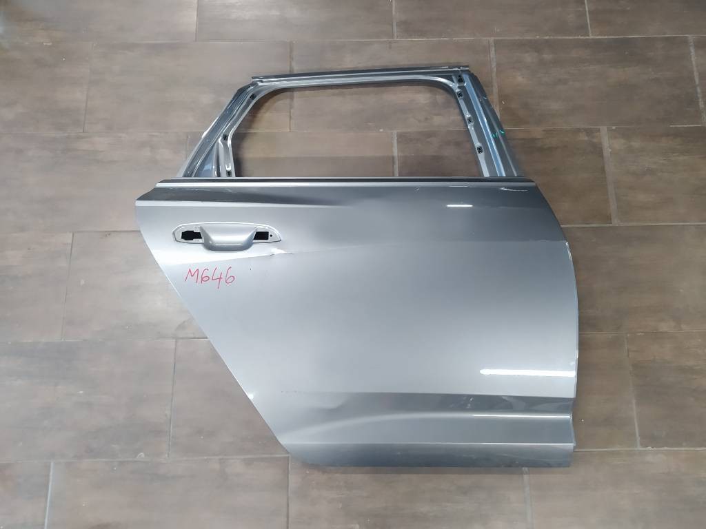 Pravé zadné dvere Audi A6 C8 4K COMBI