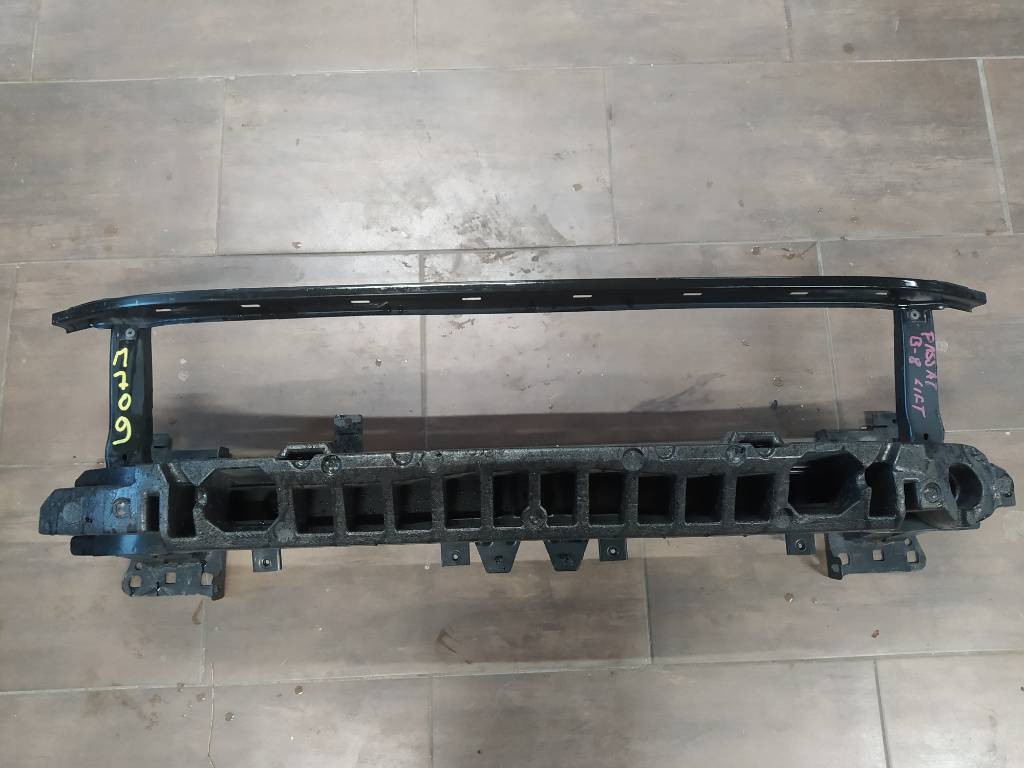 Predná výstuha nárazníka VW Passat B8 LIFT 3G