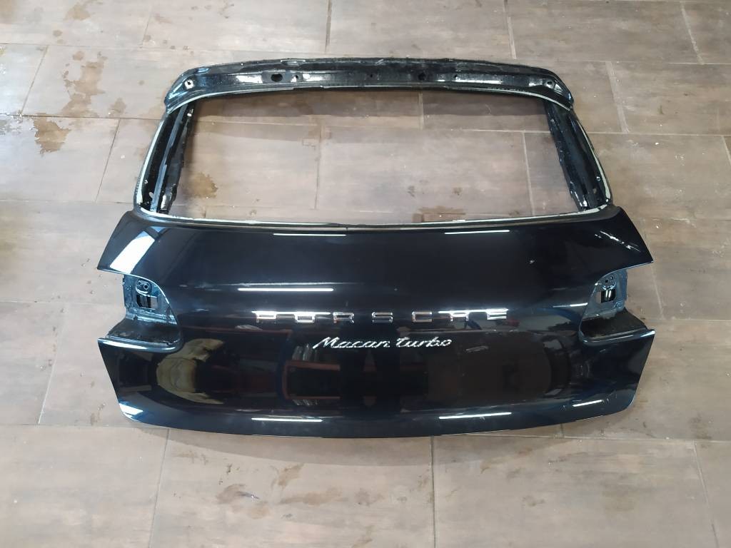 Zadná kapota kufor Porsche Macan 95B