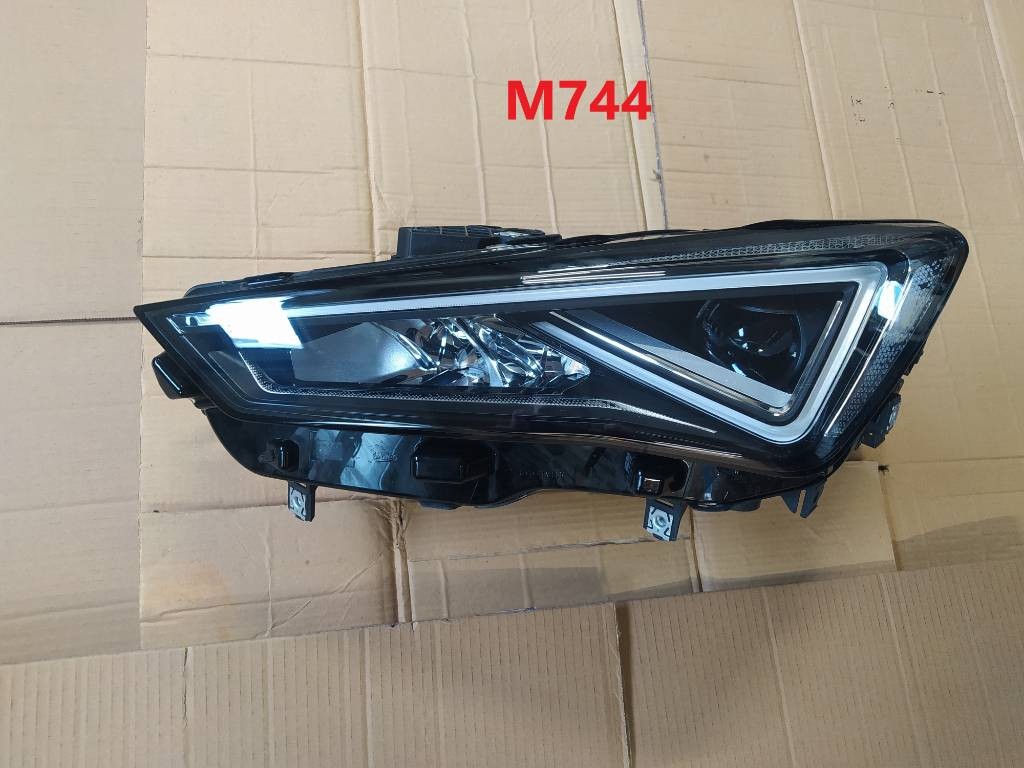 Ľavé predné svetlo Seat Leon IV 4 5FB FULL LED