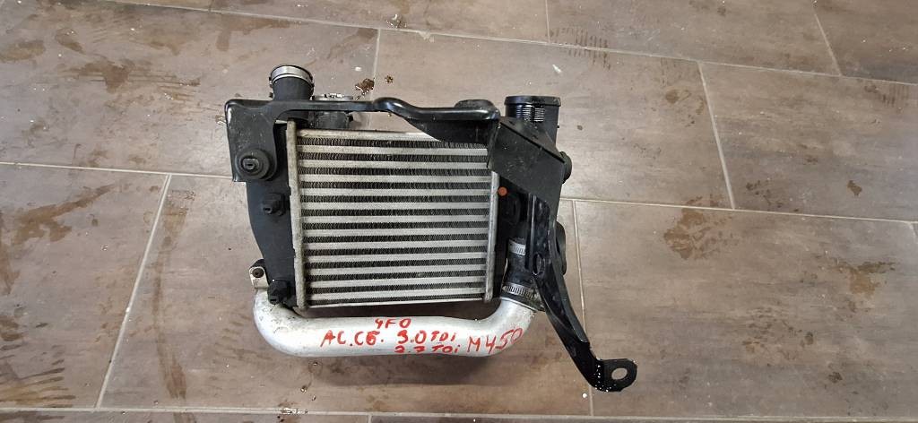 Intercooler chladič 4F0 A6 C6 3,0 TDI 2,7 TDI