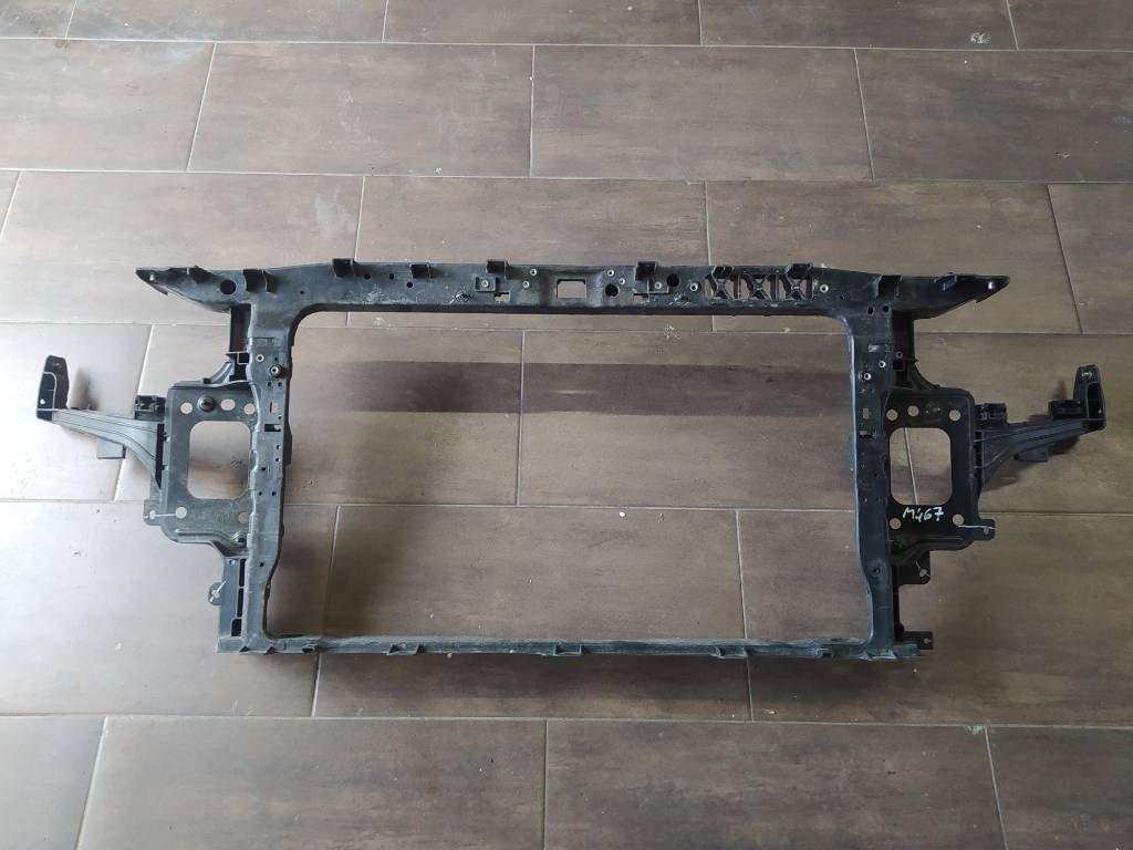 Držiak stena čelo sahara HYUNDAI I30 III 3 17-20