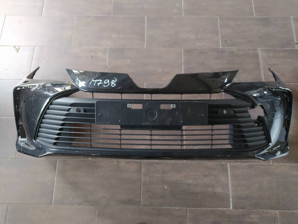 Predný nárazník TOYOTA COROLLA E21 12 XII 18-