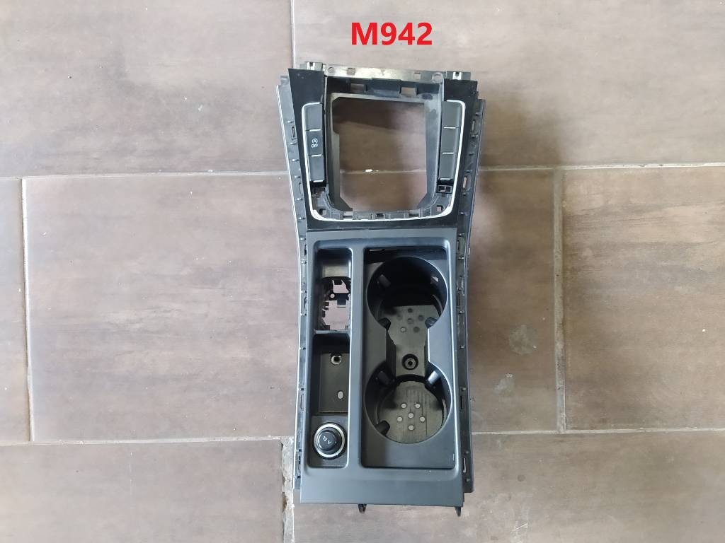 Stredná konzola držiak VW Volkswagen Golf VII 7 5G