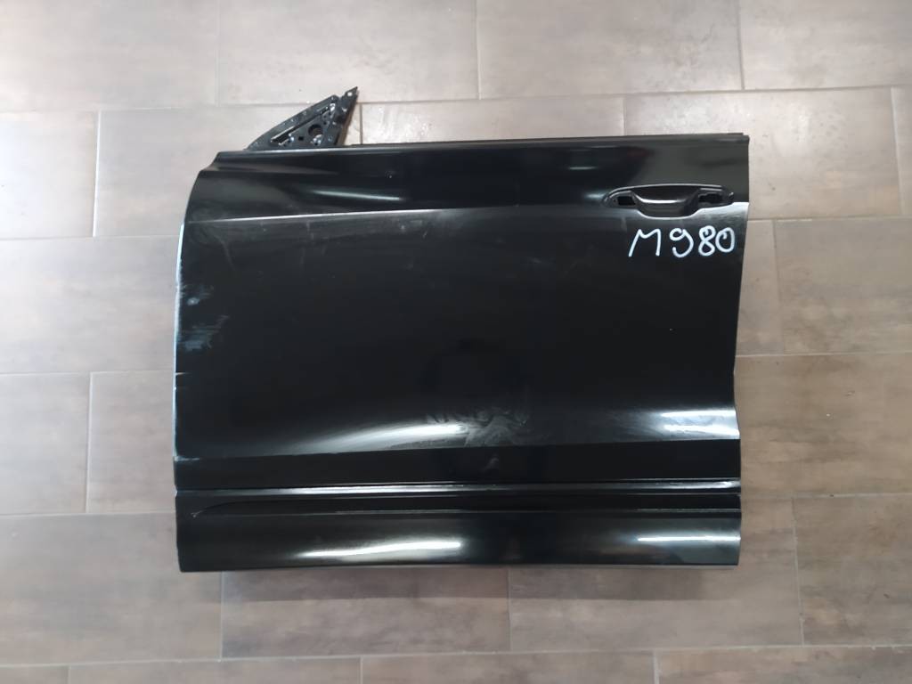 Ľavé predné dvere Audi Q8 4M8 2019-
