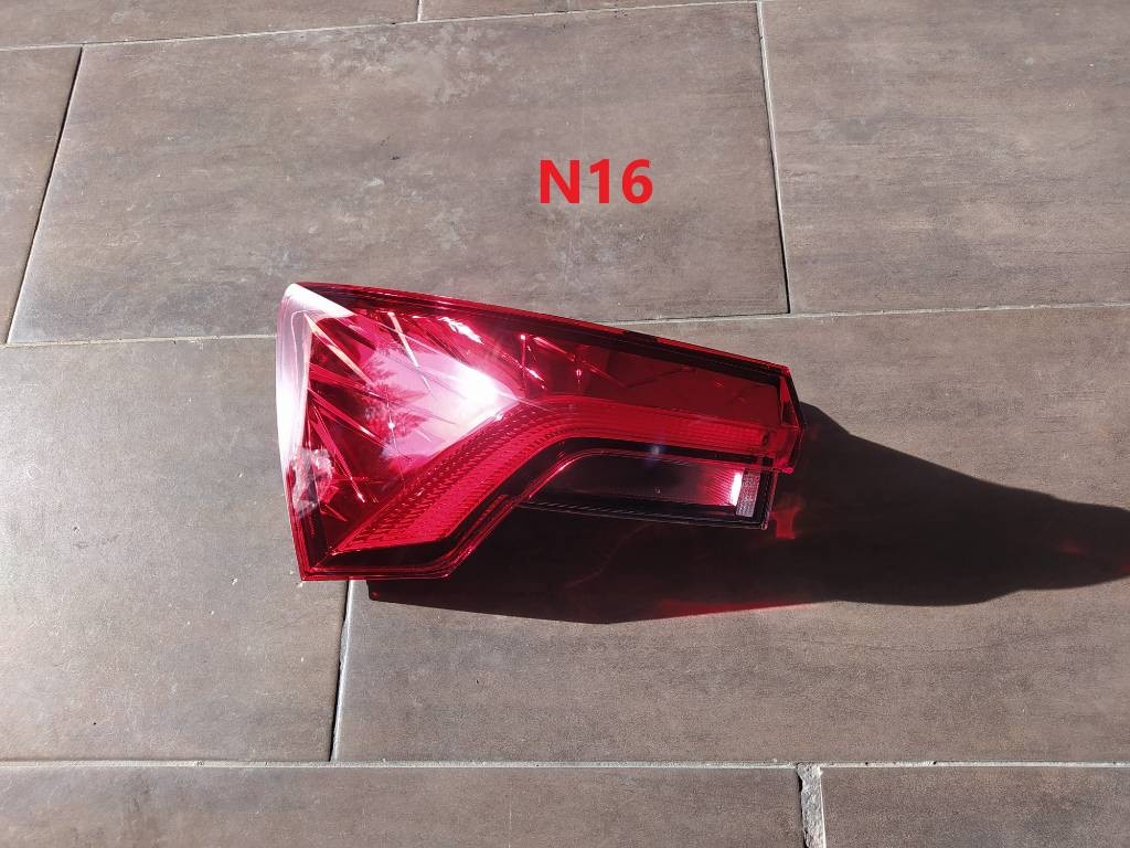 Ľavé zadné svetlo Škoda Scala 657