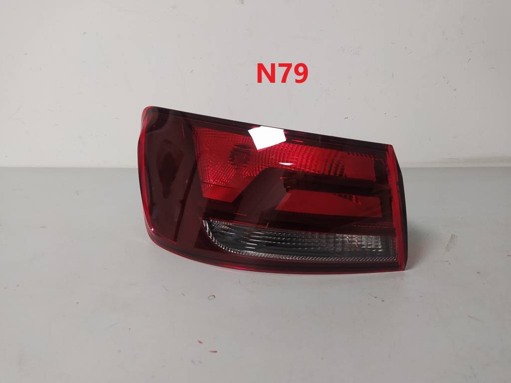Ľavé zadné svetlo Audi A3 8V SEDAN