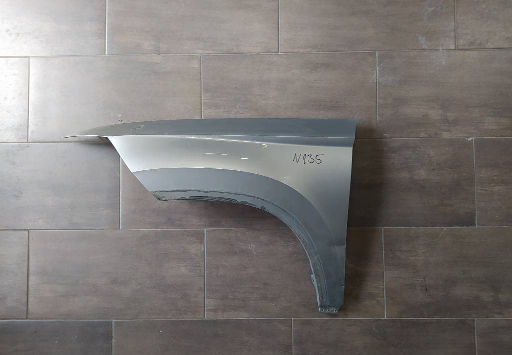 Ľavý predný blatník Seat Ateca 575 2016-