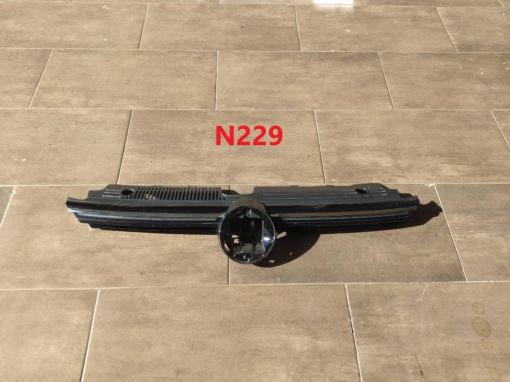 Maska mriežka nárazníka VW GOLF VIII 8 5H LED