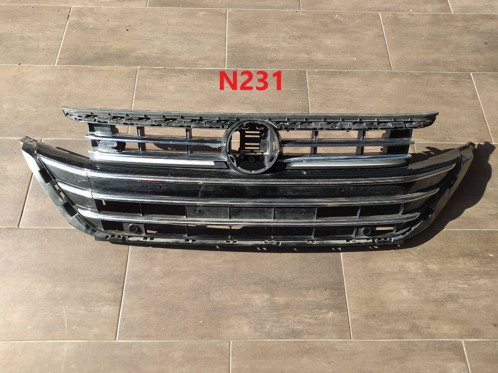 Maska mriežka VW ARTEON LIFT R-LINE 3G8