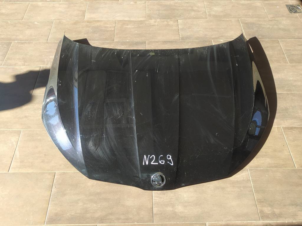 Predná kapota Škoda Octavia IV 4 5E3