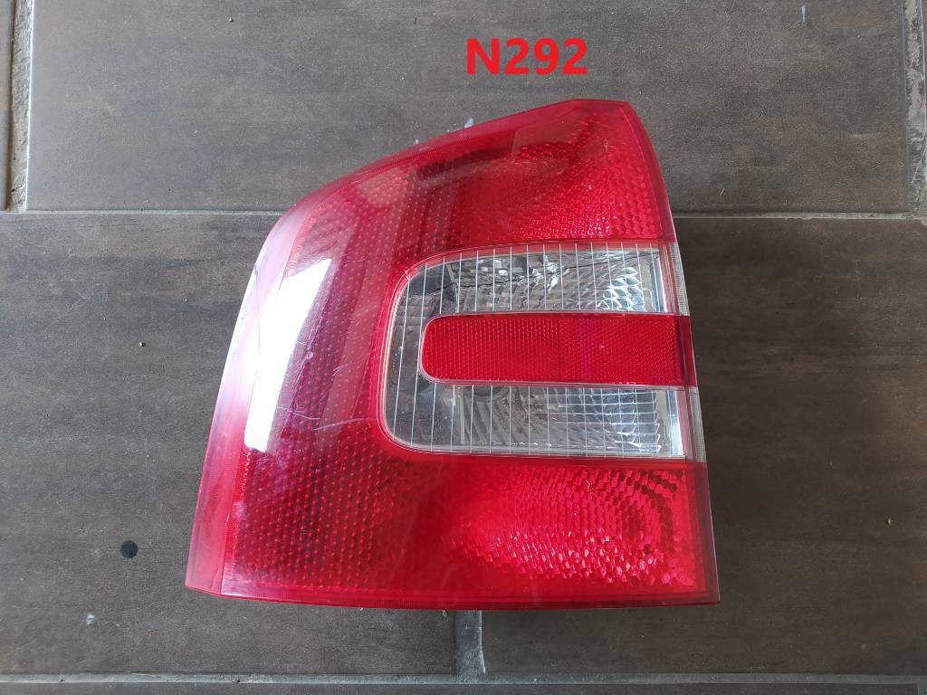 Ľavé zadné svetlo Škoda Octavia II 2 1Z COMBI SM
