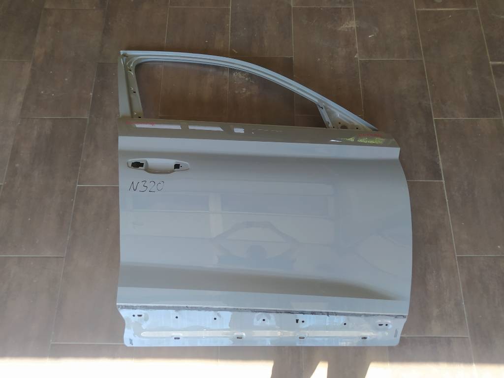 Pravé predné dvere Škoda Kodiaq 565
