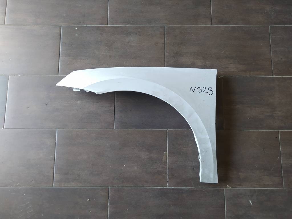 Ľavý predný blatník Škoda Scala 657