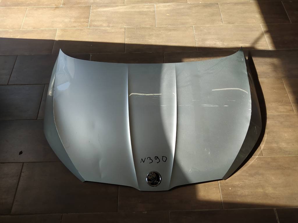 Predná kapota Škoda Fabia IV 4 6VA