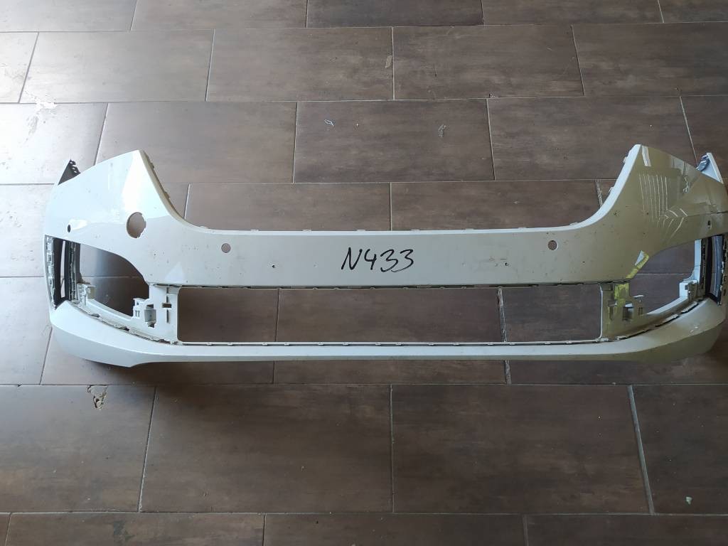 Predný nárazník Škoda Scala 657