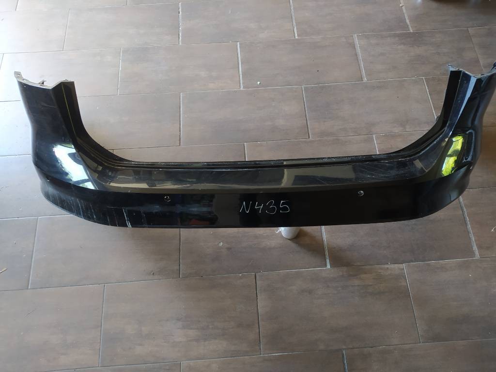Zadný nárazník VW Volkswagen Passat B8 3G 4 PDC