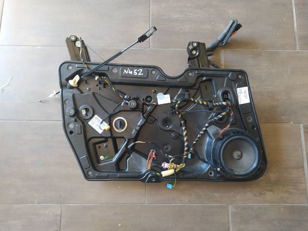Mechanizmus sťahovania okien VW Golf V 6 4K