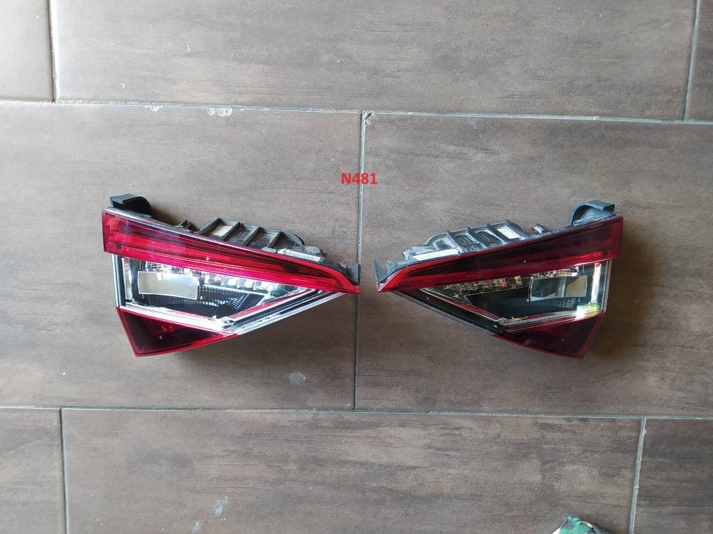 Zadné svetlá Škoda Superb III 3 3V LED COMBI