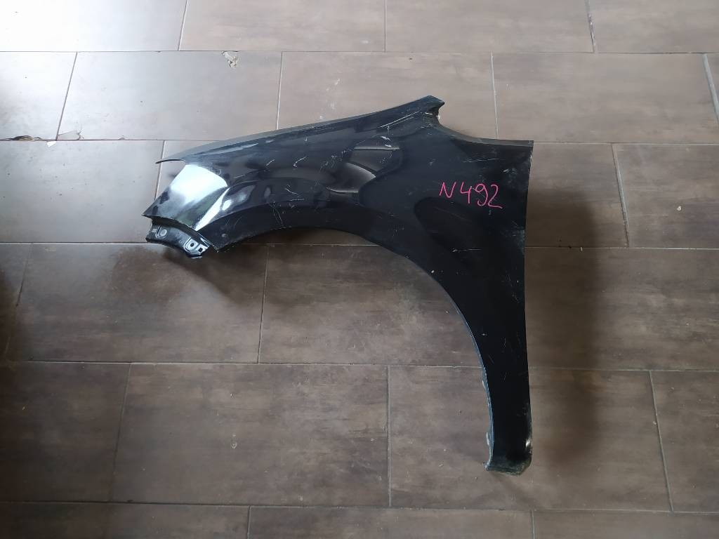 Ľavý predný blatník VW Sharan II Seat Alhambra 7N