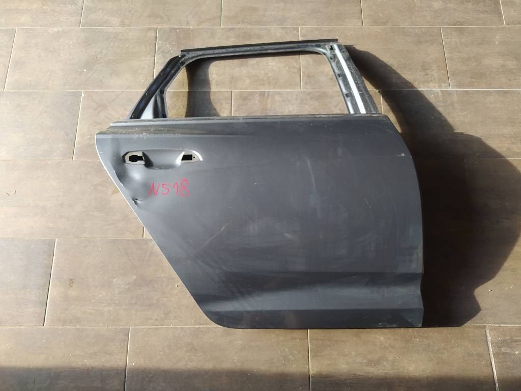 Pravé zadné dvere Audi A6 C8 4K COMBI