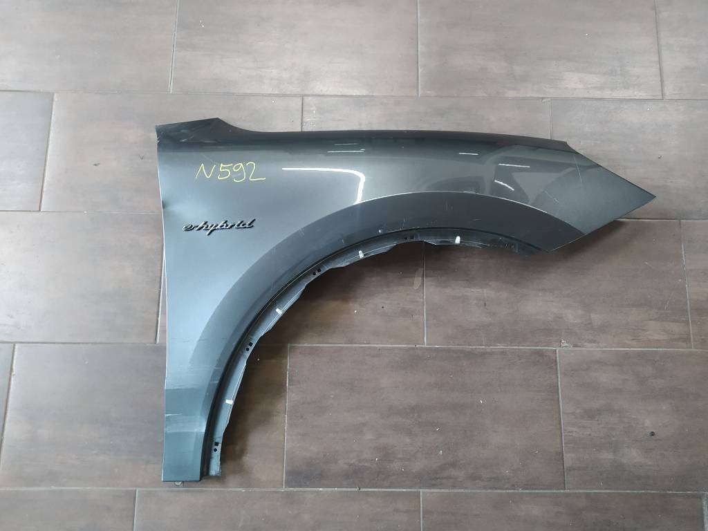Pravý predný blatník Porsche Cayenne 19-21 9Y