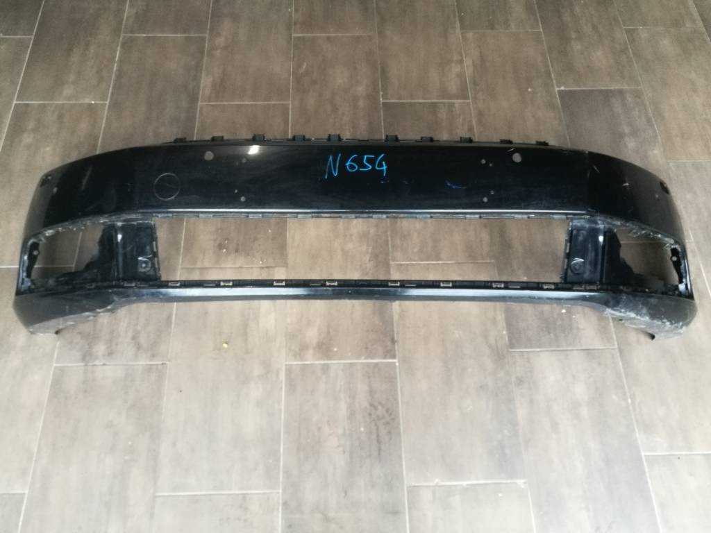 Predný nárazník VW Volkswagen Passat B7 3AA