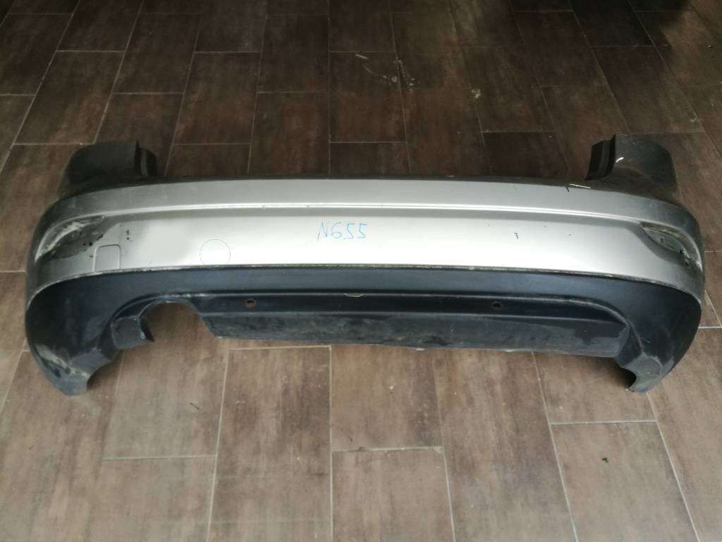 Zadný náraznik 850220041R RENAULT FLUENCE