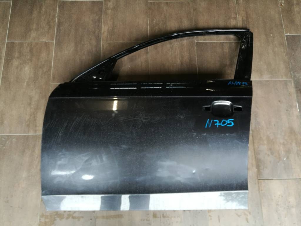 Ľavé predné dvere Audi A4 B8 8K