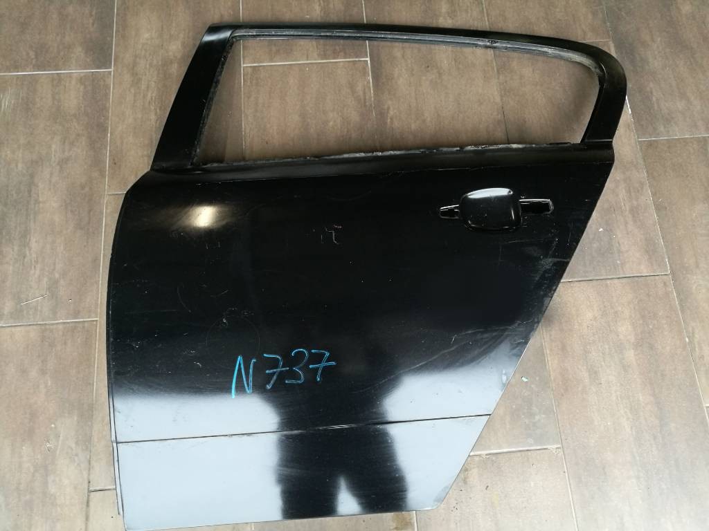 Ľavé zadné dvere Opel Astra III 3 H HB 04-09