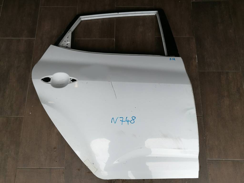 Pravé zadné dvere HYUNDAI ix20