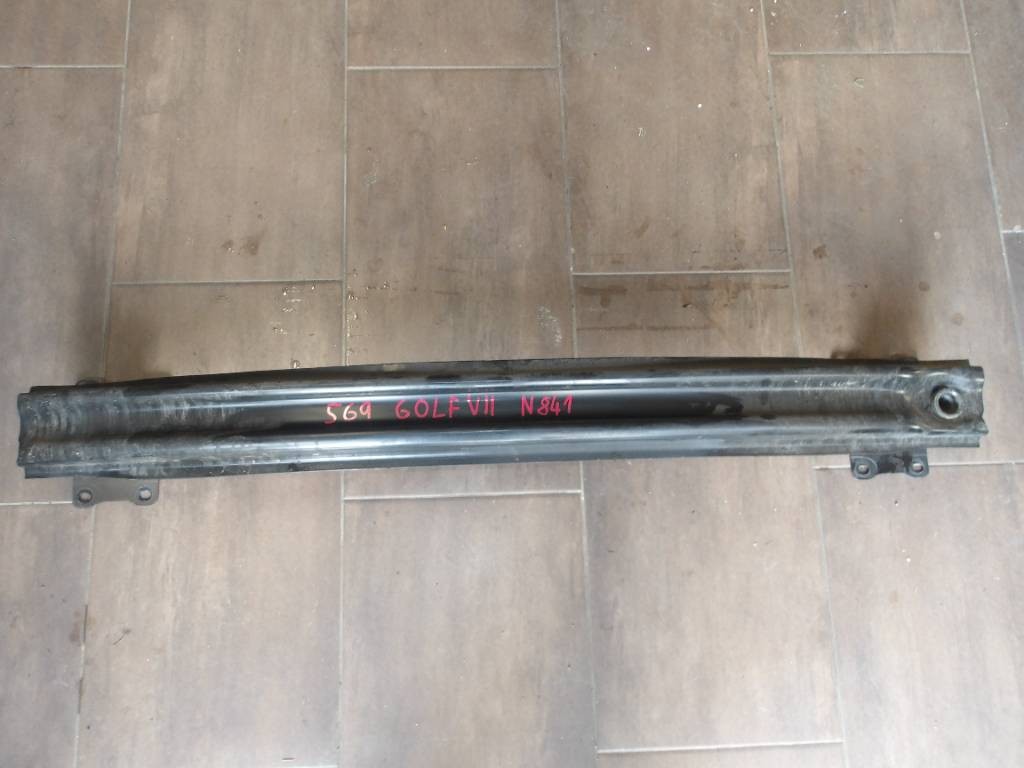 Výstuha zadného nárazníka VW Volkswagen Golf 7 5G9