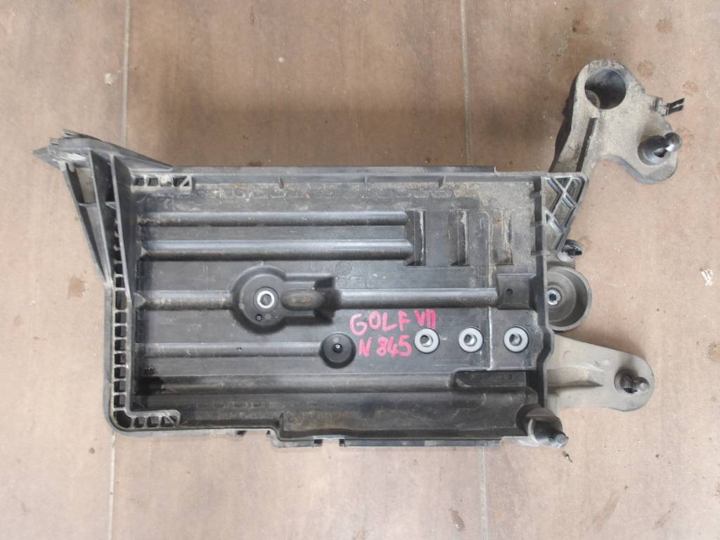 Držiak autobatérie VW Volkswagen Golf VII 7 5G TDI