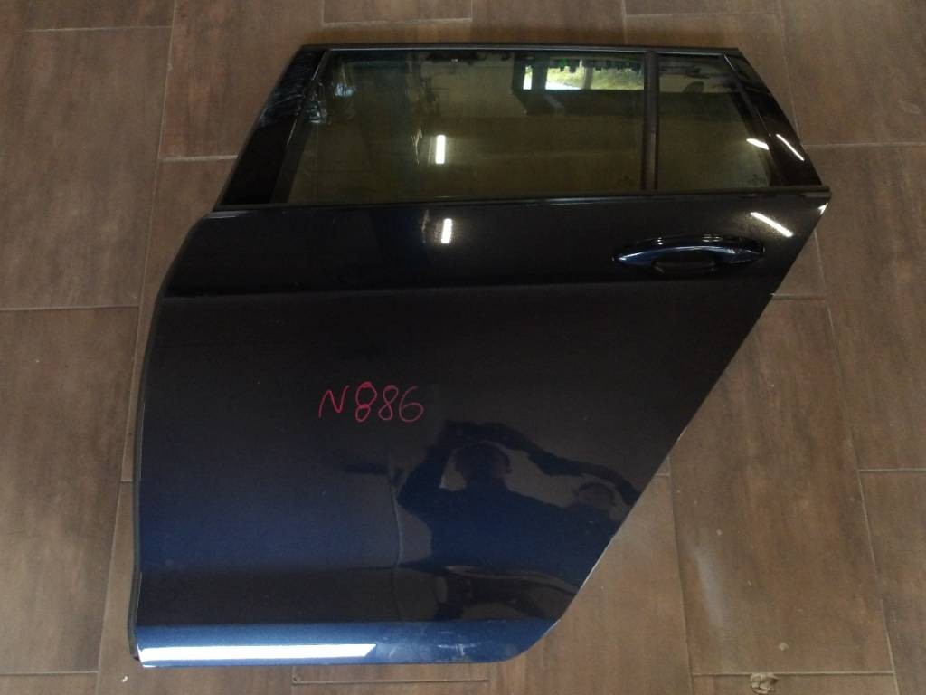 Ľavé zadné dvere VW Volkswagen Golf VII 7 COMBI 5G