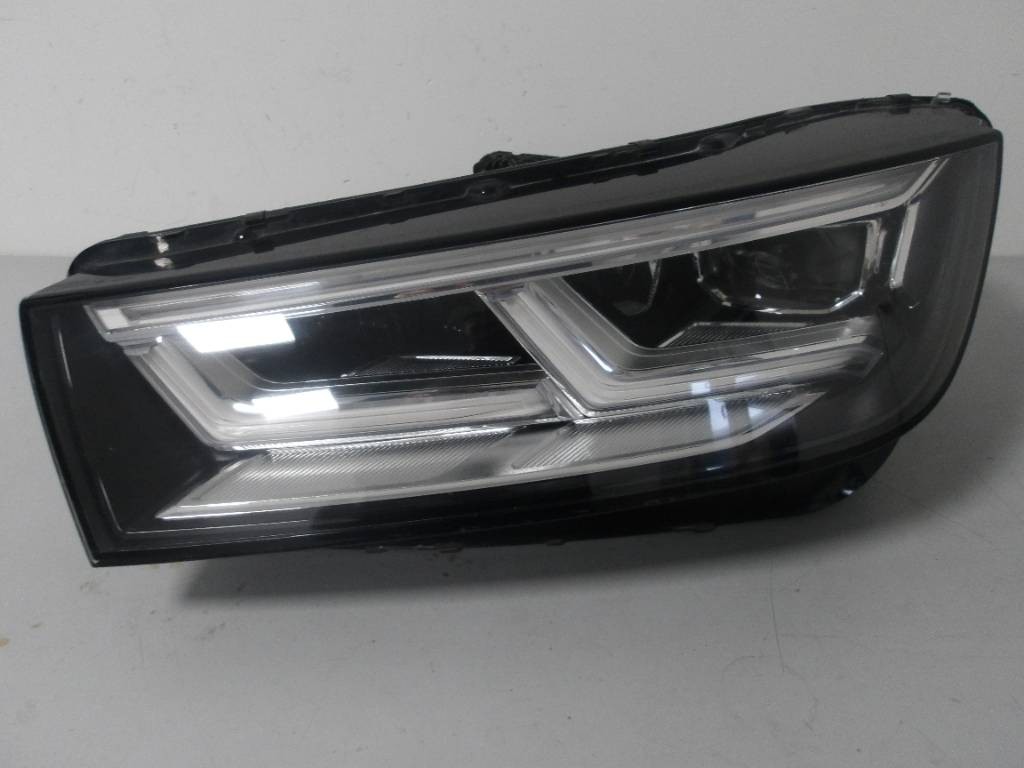 Ľavé predné svetlo AUDI Q5 80A 16- FULL LED MATRIX