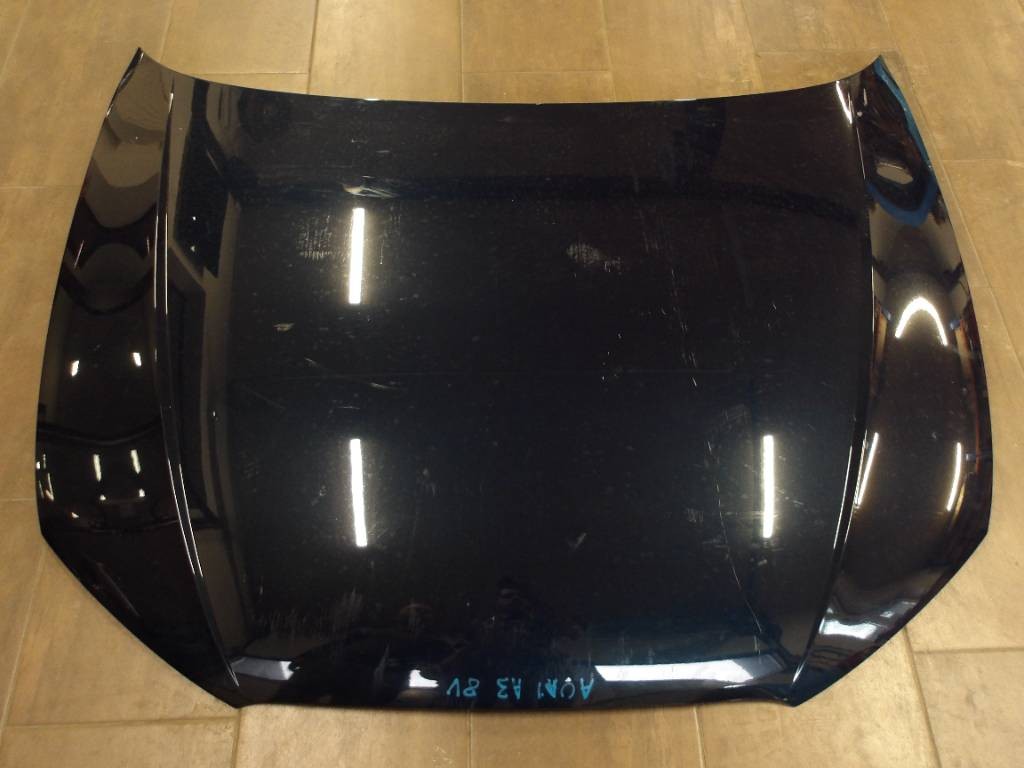Predná kapota Audi A3 8V