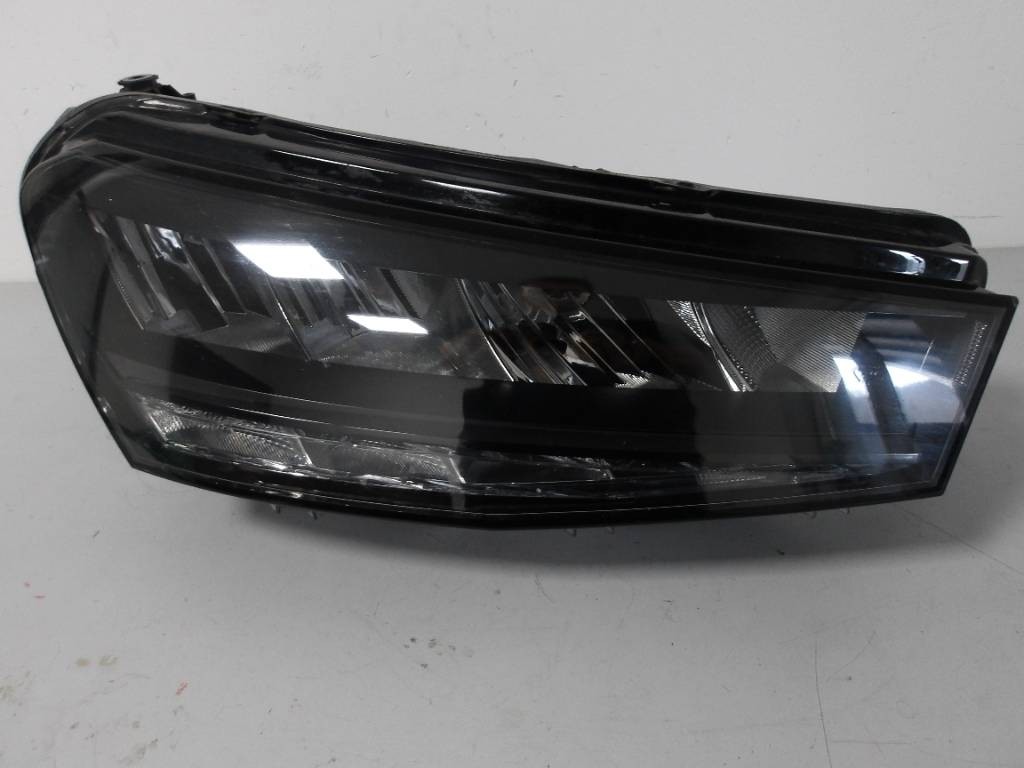 Pravé predné svetlo Škoda Fabia IV 4 FULL LED 6VB