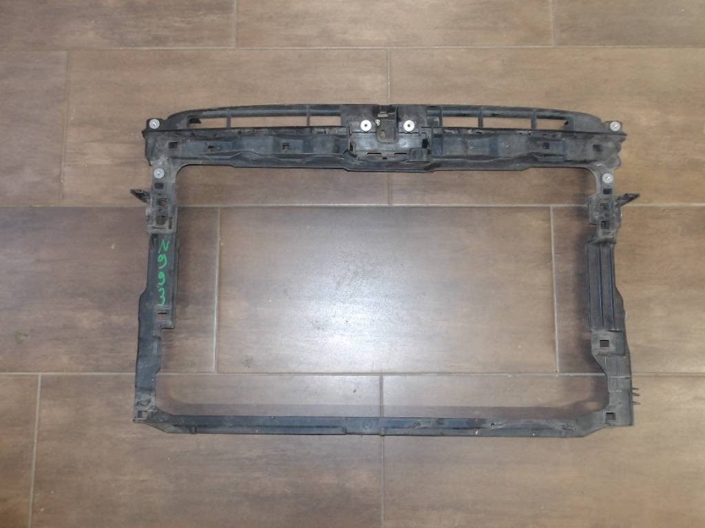 Držiak stena čelo sahara VW Golf VII 7 5G