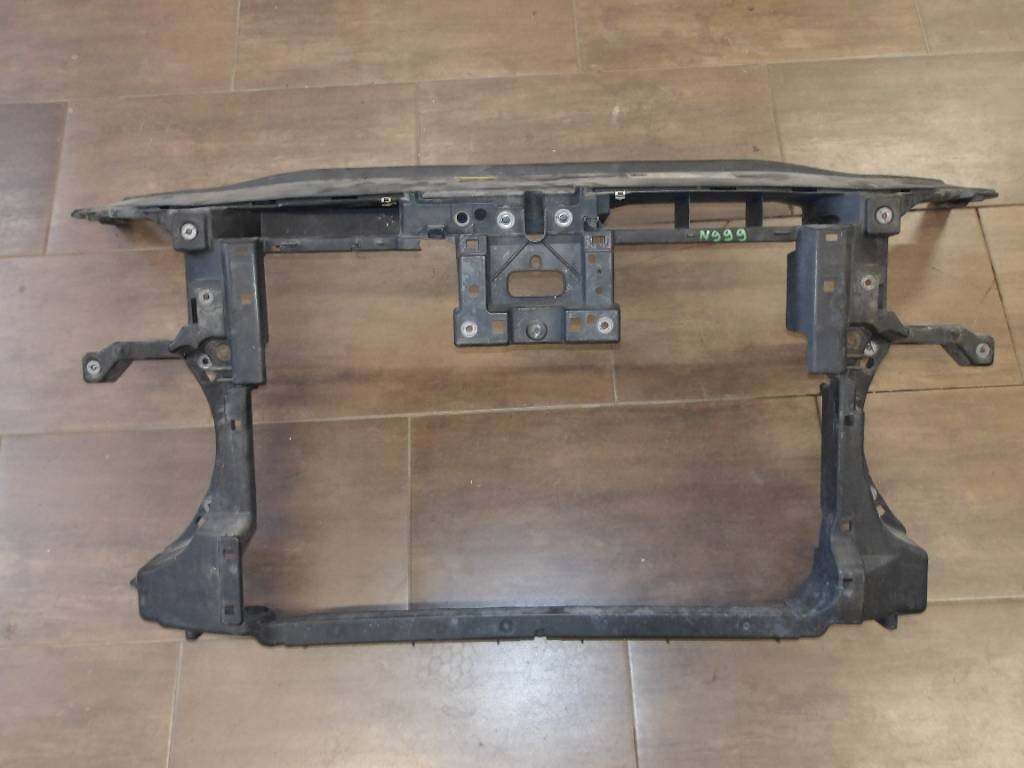 Držiak stena čelo sahara VW Volkswagen Passat B7
