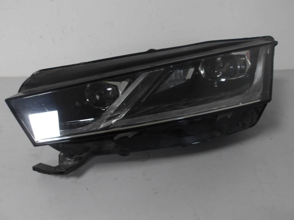 Predné Ľavé Svetlo Škoda Octavia IV 5E4 Full Led